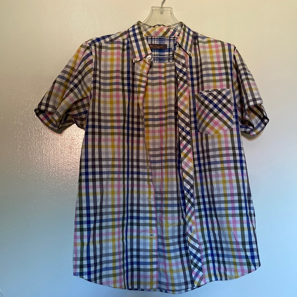 Ben Sherman classic plaid shirt sleeve button up